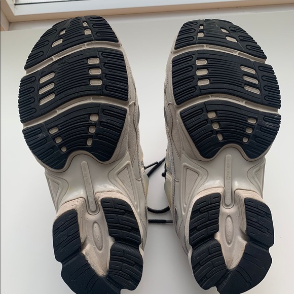 Adidas x Raf Simons Ozweego - Picture 4 of 4